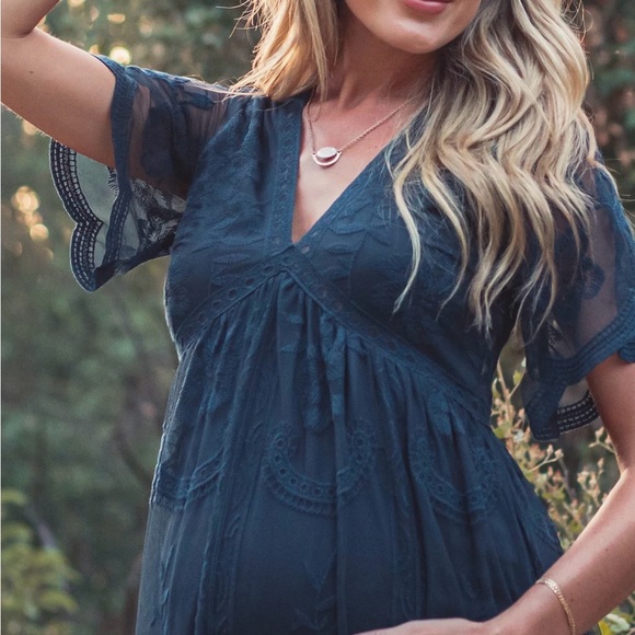 ✨Host Pick✨PinkBlush Navy Blue Lace Mesh Overlay Maternity Maxi Dress - Picture 2 of 4